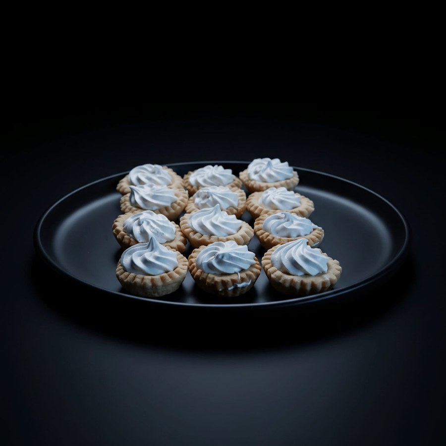 Meringue tartlets from Joe's
